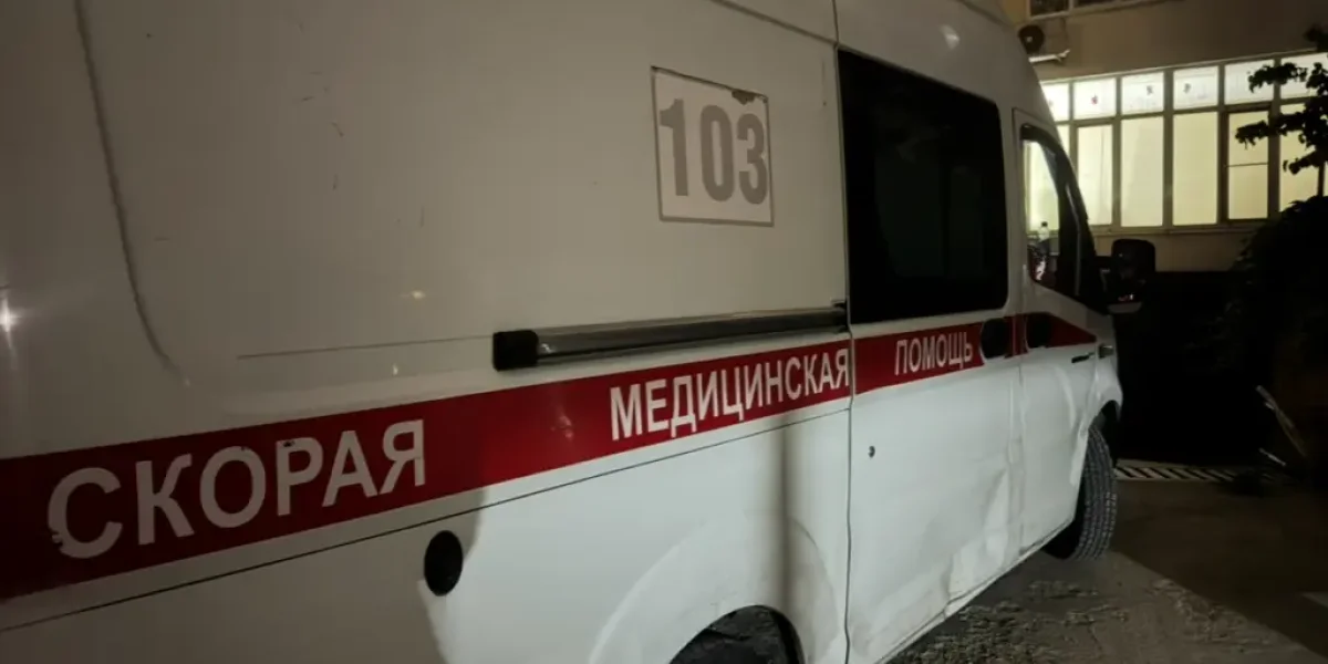 Восемь уральских школьников сняли с поезда на пути в Анапу из-за отравления домашней едой