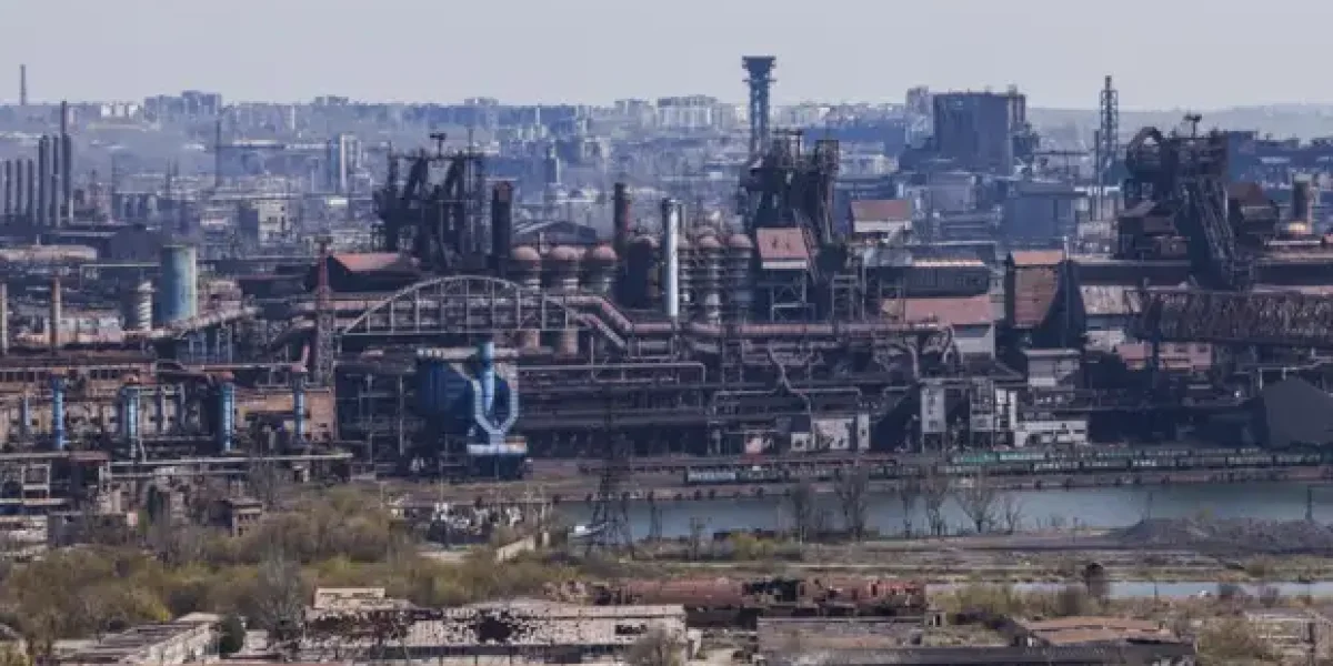 Стал "Припятью-2". Какие жуткие тайны хранят подвалы "Азовстали"? Кто там еще может прятаться?