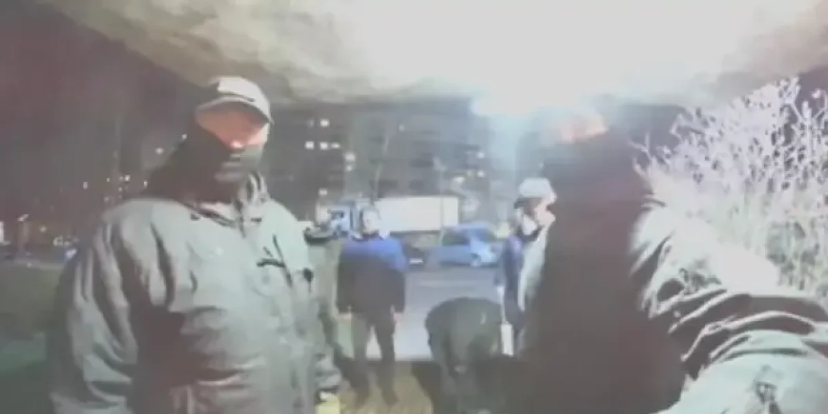 Один погиб, другая бросилась из окна. Собчак схватилась с "Русской общиной"