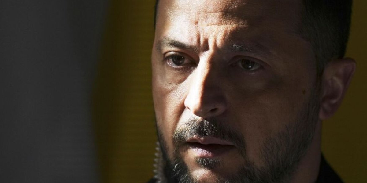 Зеленского пытались убить. Медведев разозлил Путина. Чиновники испугались россиян: главное к 21:00