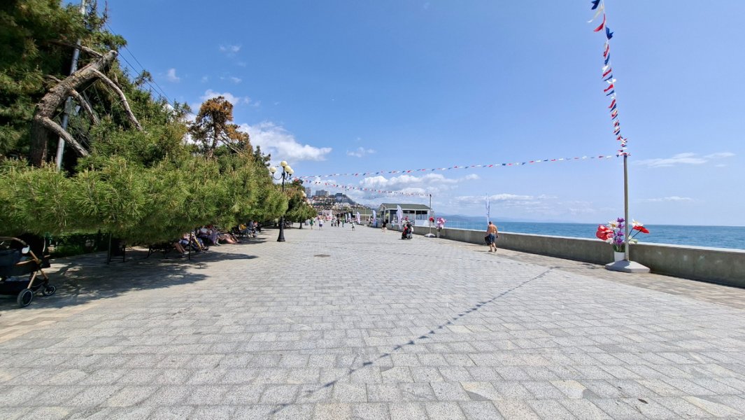 Алушта в начале лета