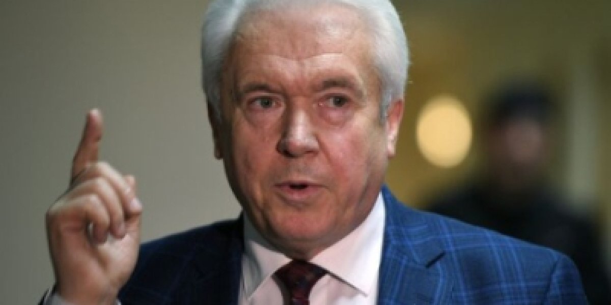 Для Украины наступают непростые времена. США взялись за окружение Зеленского в лице Ермака и Чернышова. Интервью с Владимиром Олейником