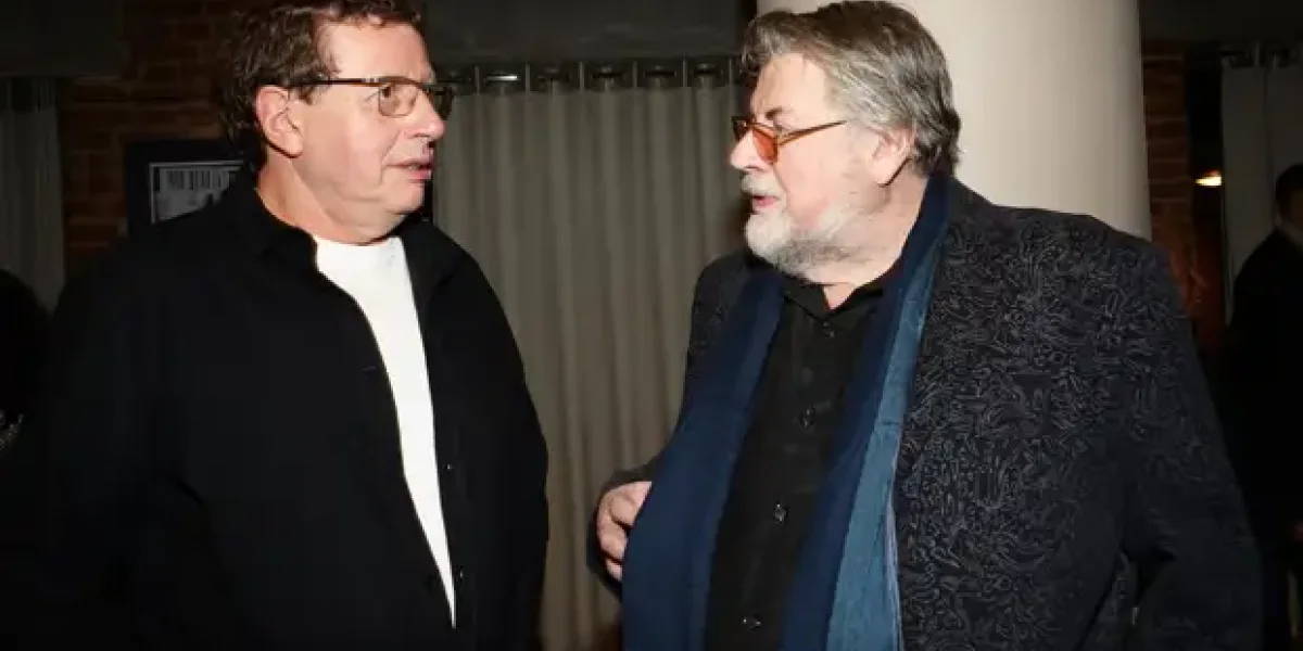 А вы знали что Федор Лукьянов, ведущий "Международного обозрения" - сын Ширвиндта? Кто все рассказал