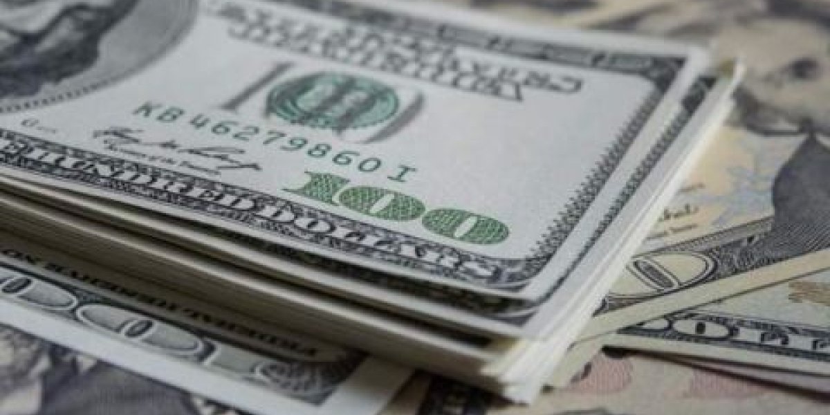 Курс доллара может упасть до 50 рублей: эксперт назвал условие