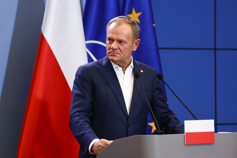 Польский премьер Туск получил вотум доверия после поражения на президентских выборах выдвиженца его партии