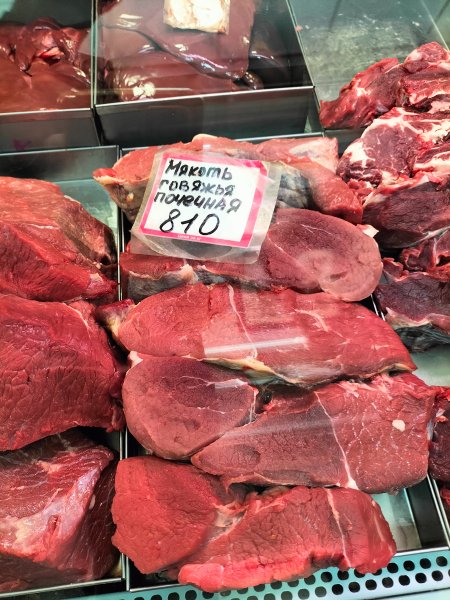 В Крыму снизились цены на некоторые продукты в 2025 году? Фото ценников говорит обратное