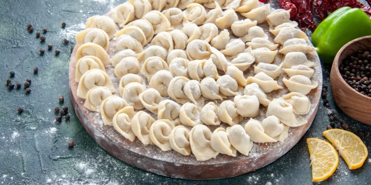 Пельмени получатся вкуснее всех блюд на свете: вот что важно добавить в кастрюлю — не лук и не перец