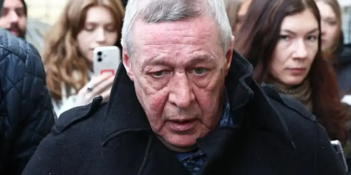 «Я клоун, а не оппозиционер». Ефремов отказался от критики Путина и власти после тюрьмы