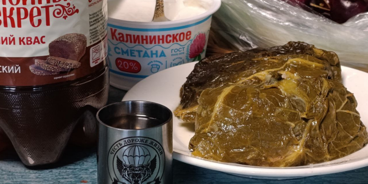 Иранское блюдо, которое не подается холодным. Долма из ревеня