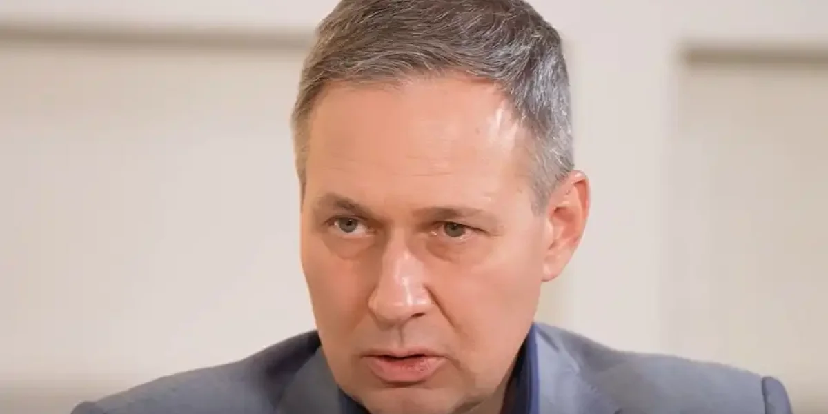 «Знаю, кто и как это сделает»: экс-разведчик Артамонов назвал атаку на Иран репетицией уничтожения России