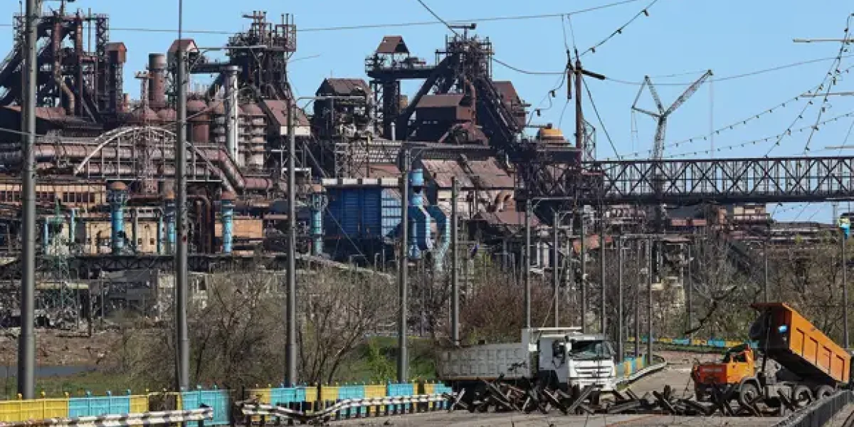 Стал "Припятью-2". Какие жуткие тайны хранят подвалы "Азовстали"? Кто там еще может прятаться?