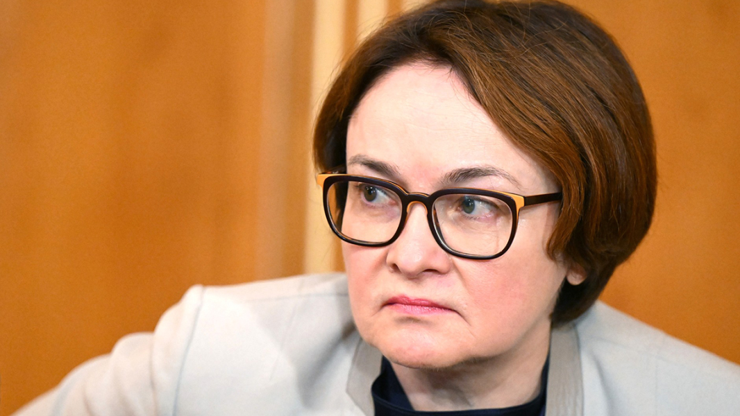 ЦБ "задавил" экономику. Промышленность переходит на неполные смены