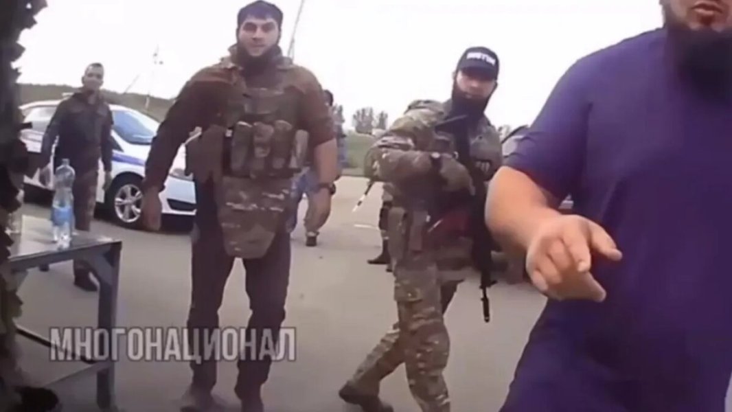 "Меня за это ненавидят": Алаудинов сделал признание. Паника в Киеве – русские дроны плывут по Днепру. СВОдки с фронта