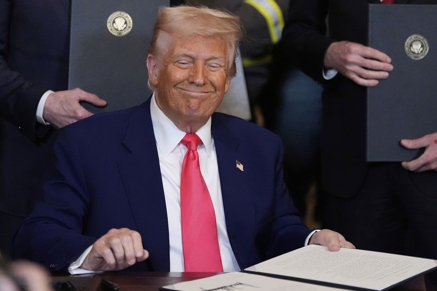 Что-то у Трампа не сходится