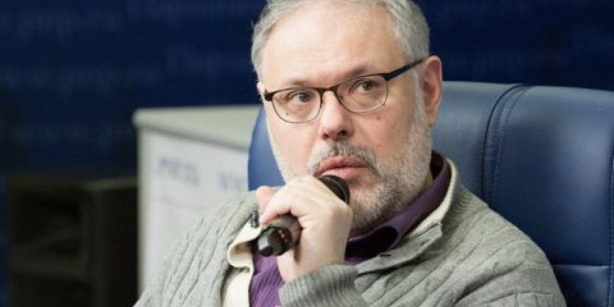 Хазин: США выгодно признание Украиной утраты четырёх регионов