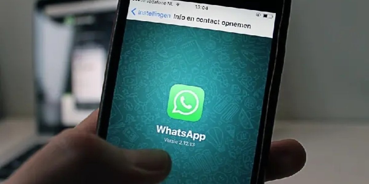 Странные сообщения в WhatsApp пугают россиян — банки теперь списывают деньги на СВО?