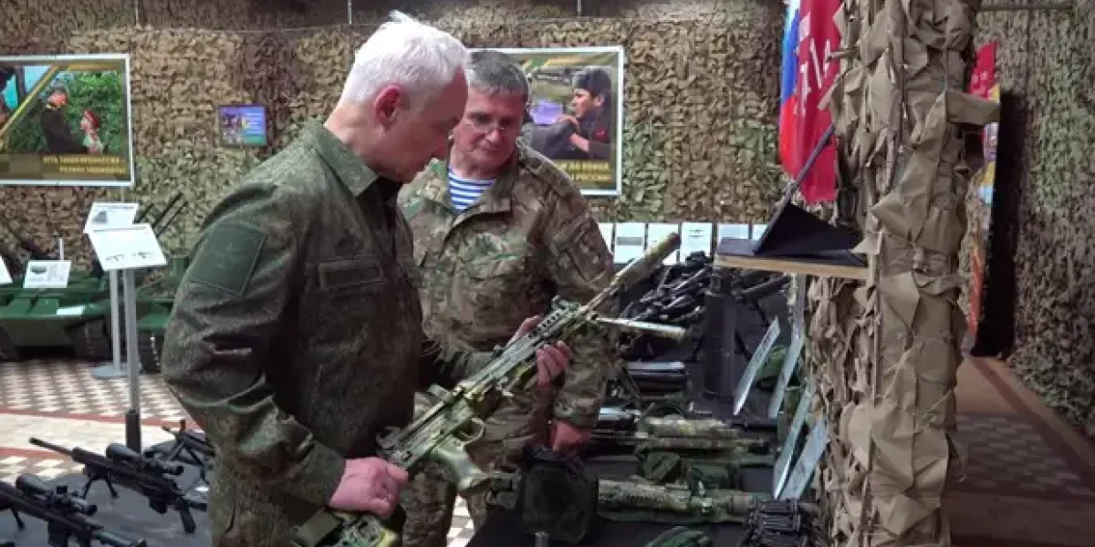 "К полевым условия непригоден". Бойцы проклинают новый "Калаш" АК-12. Белоусов, похоже, знает