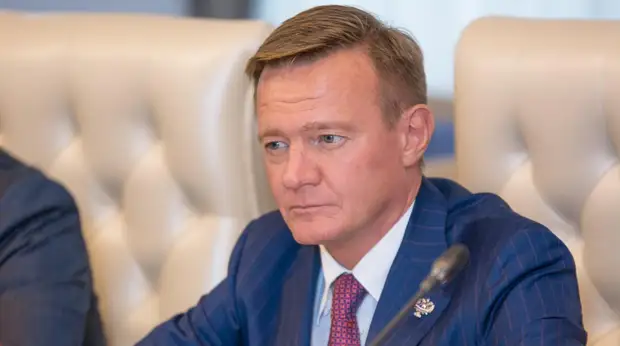 Только квартир на миллиард рублей: какое наследство оставил Старовойт