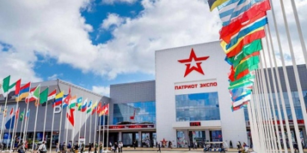 Бывший заместитель Шойгу построил сыну дачу на деньги, выделенные для парка «Патриот»