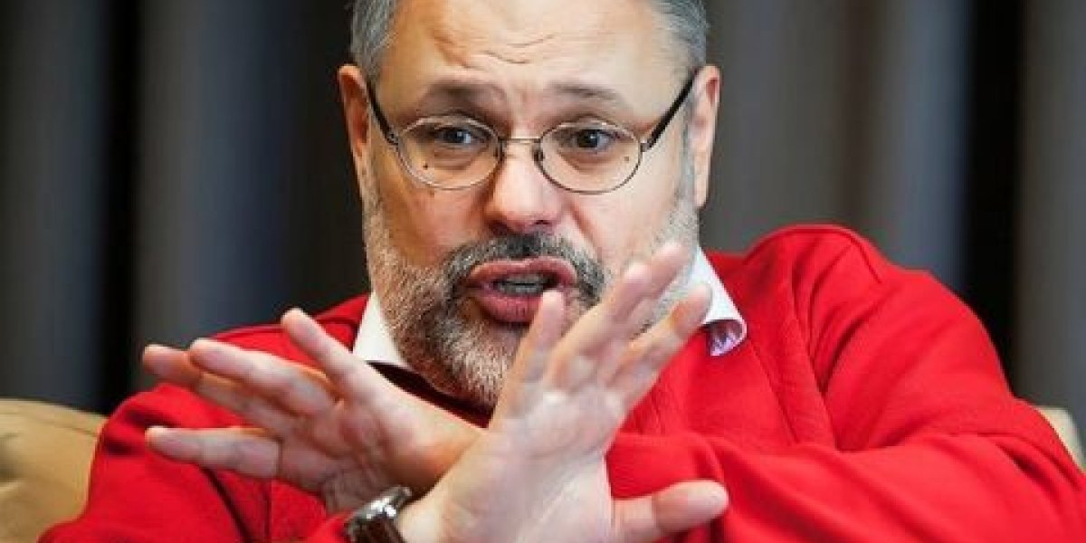 Катастрофа неизбежна: Хазин рассказал, что будет с экономикой