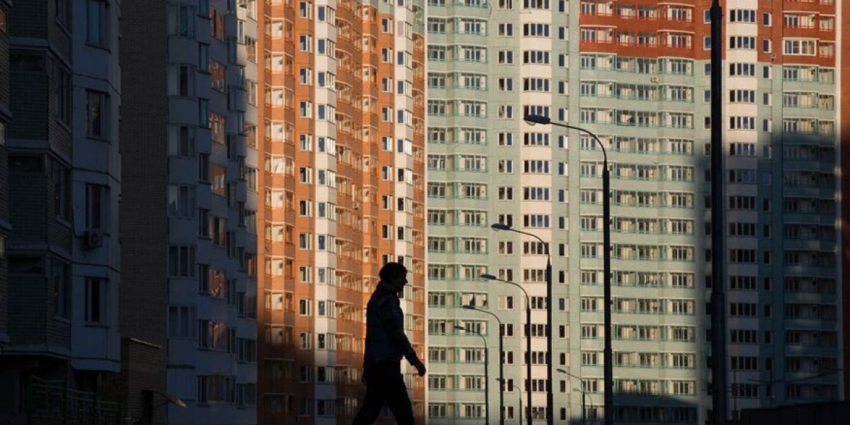 «Люди превращаются в крепостных! Везет только москвичам»: призыв депутата по трудовой мобильности и развитию территорий