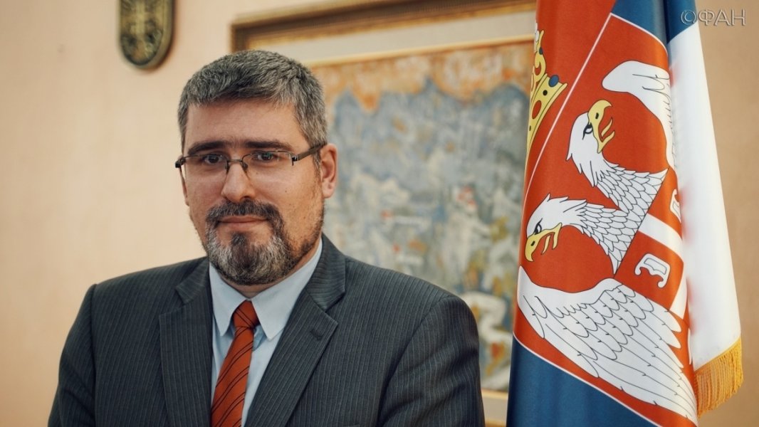 Вучич обвинил во всем прессу, даже не министра евроинтеграции