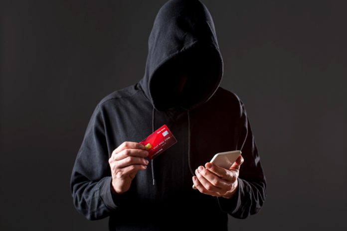 Житель Башкирии потерял 1,5 млн рублей, поверив мошенникам