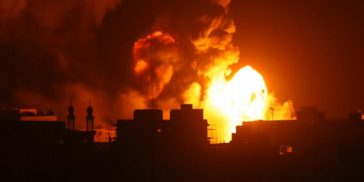 Израиль усиливает удары по военной инфраструктуре ХАМАС в секторе Газа