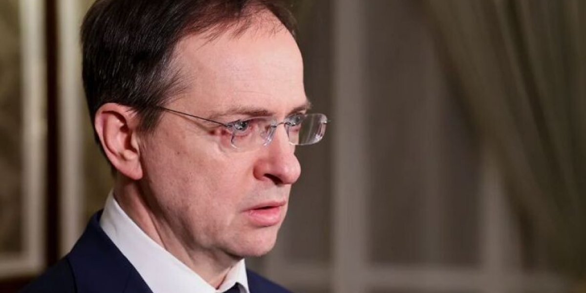 Мединский получил последний шанс: «Все разочарованы срывом перегоров»