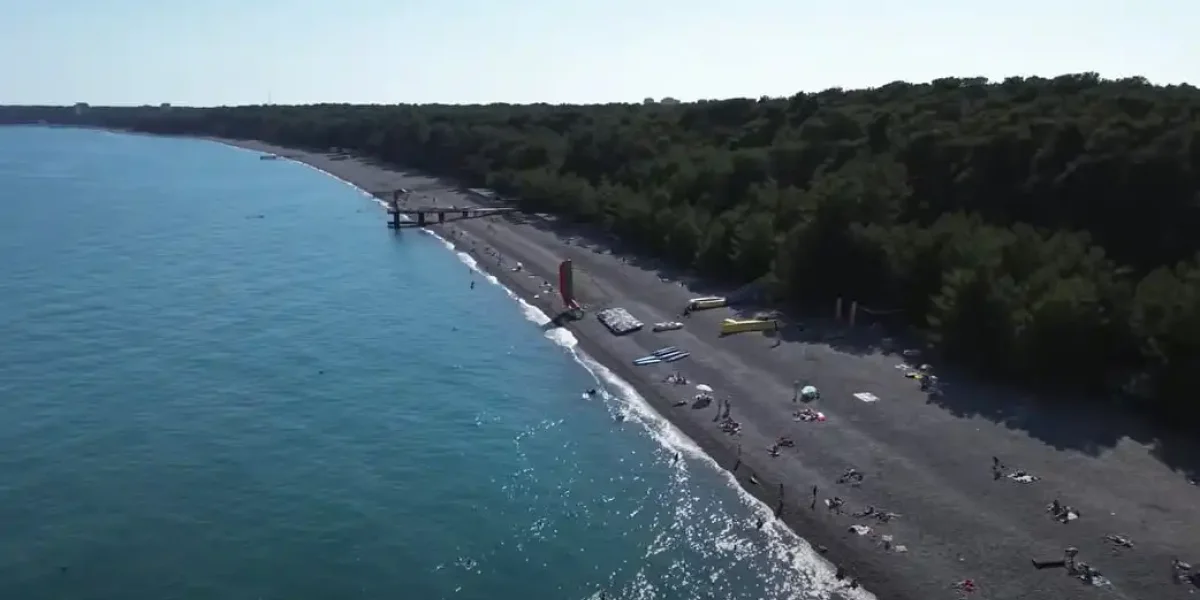 «Кто же знал, что вся Россия ответит»: в Абхазии оконфузились с требованием к россиянам не приезжать на отдых