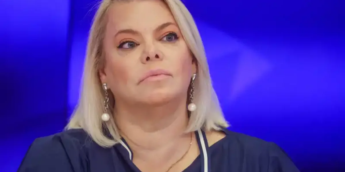 Яна Поплавская после слов Вайкуле припомнила властям циничное "ничего страшного!"