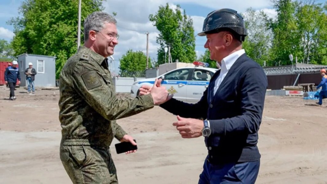 Смерть Старовойта и тысячи убитых под Курском: "А вот вам и фото с Тимуром Ивановым"