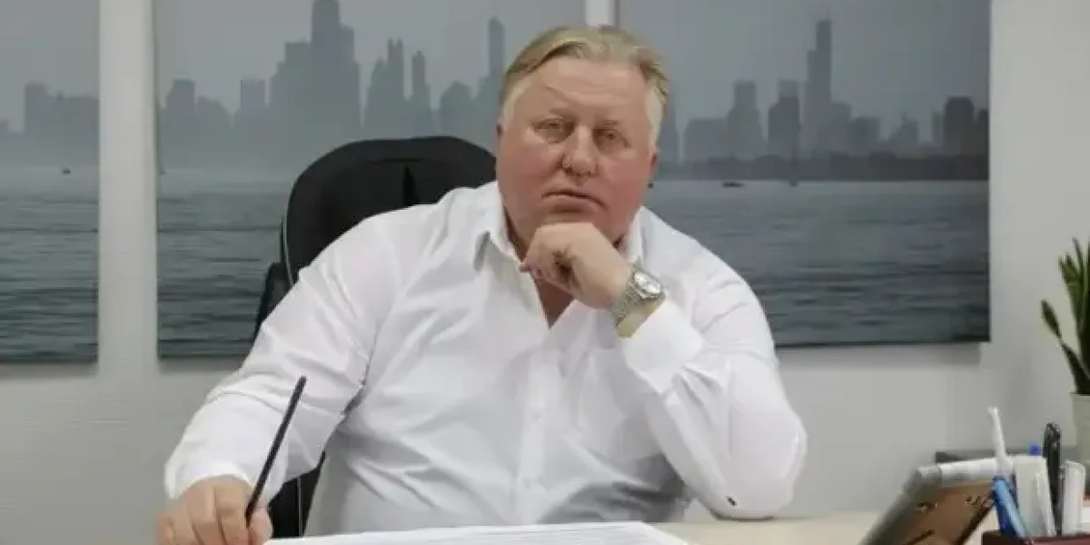 "Это попытка создать массовые волнения в стране". Глава "Автодилеров России" пробивает два этих решения