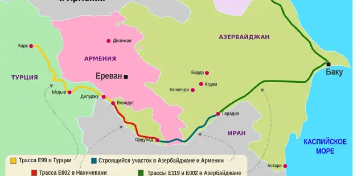 Выхода не осталось, это подготовка к войне с Азербайджаном. Как угодно надо выкидывать Пашиняна и мириться с Грузией