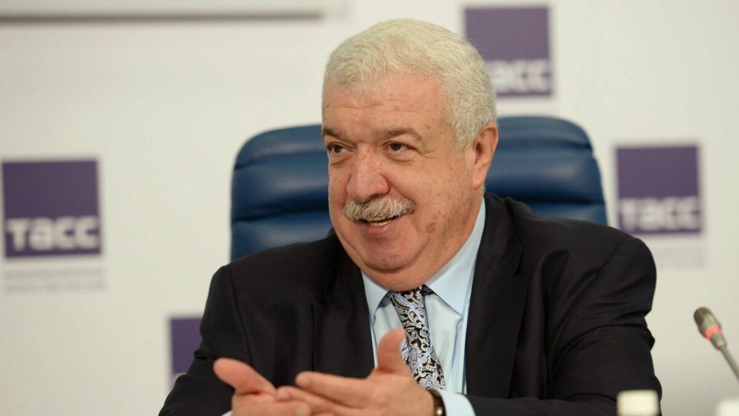Миша – тоже патриот: алиевский подхалим остается работать замом гендиректора ТАСС