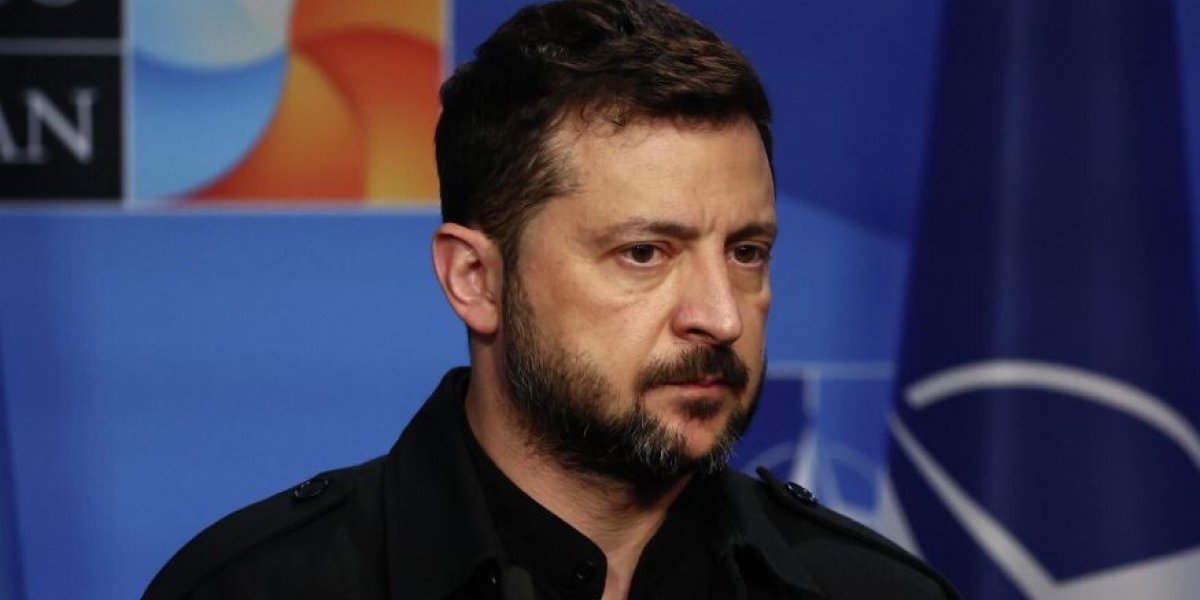«Я предупреждал его о смене риторики США и подготовке РФ. Он настаивал на битве – СВО идет»: кто обратился к Зеленскому?