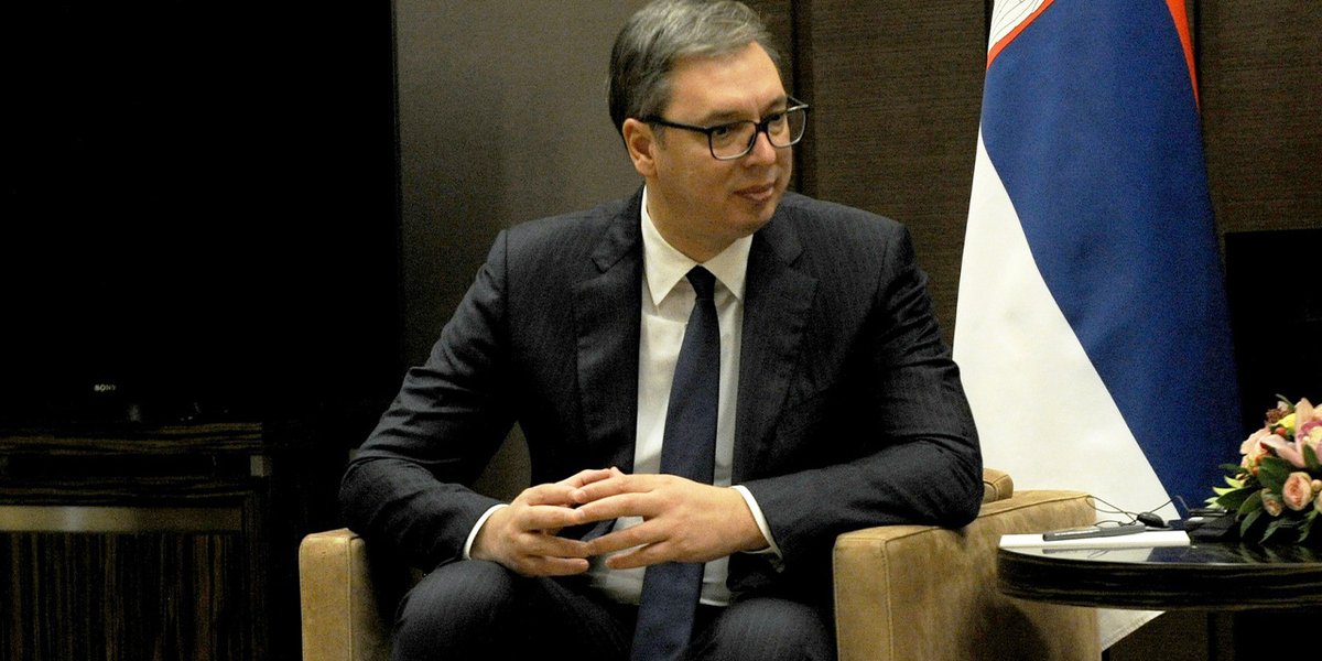 Президент Сербии опроверг заявления министра о возможных санкциях против РФ