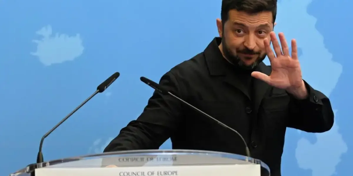Он все знал: во Франции разоблачили жуткую ложь Зеленского об СВО