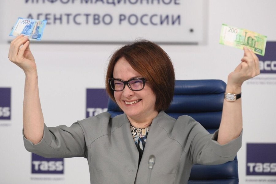 С 1 июля взлетели тарифы на коммуналку, электричество, газ. ЦБ уверяет: доходы населения растут, страна богатеет