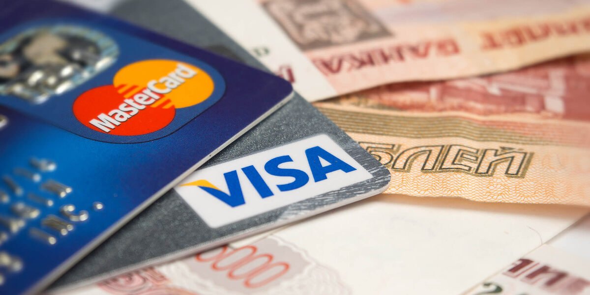 Россиян использующие банковские карты ждут новые траты