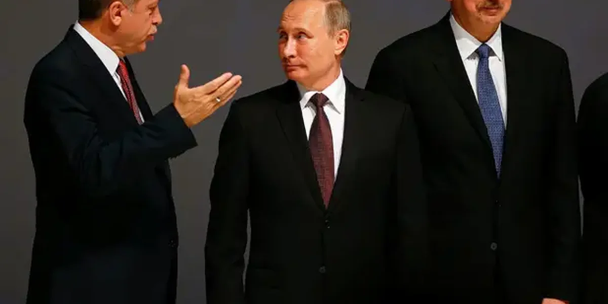 Тайный разговор без переводчиков. Эрдоган и Алиев заставляют президента Ирана дружить против России