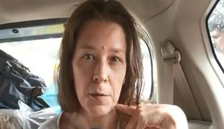 Тайна окружает русскую мать и  детей, найденных в индийской пещере