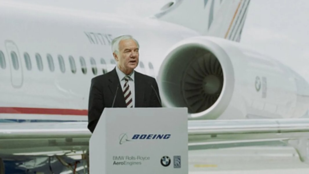 Катастрофа отечественной авиации: "Чиновники, уничтожившие Ту-334 в угоду Boeing, до сих пор у власти". Мишустин должен выявить саботажников