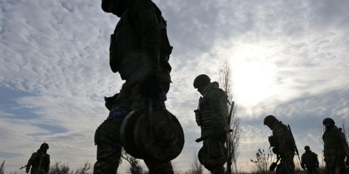 СВО готовятся заморозить? Стенания о «разгроме» ЧФ РФ. Мощная атака на Киев: главное к 21:00