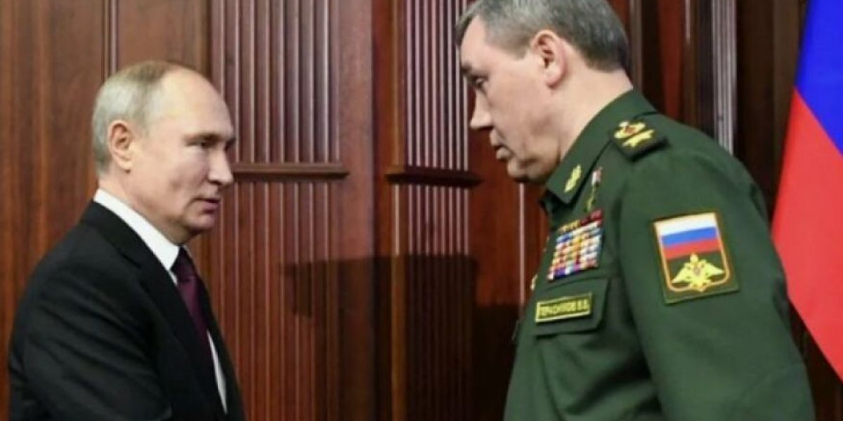 Кремль устал ждать: Герасимову грозит отставка. Путин больше не верит? Данные "инсайдеров"