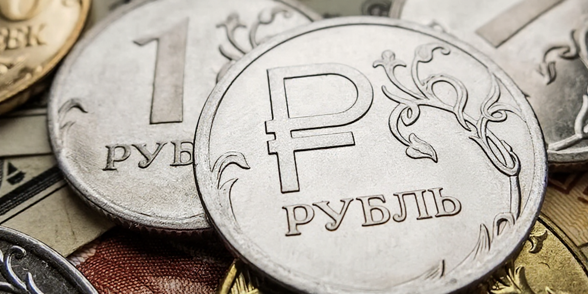 Пришла девальвация: к чему готовиться россиянам с рублёвыми сбережениями