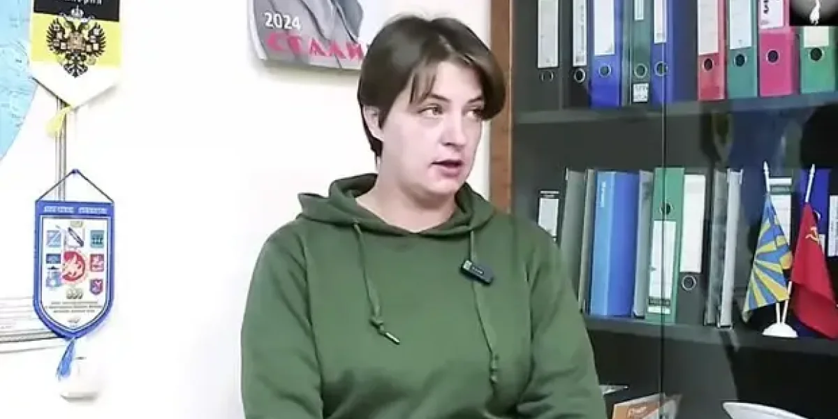 Командир Пузик, тот самый "Злой", переходит в контрнаступ. Катя-Валя и он подают иск в суд