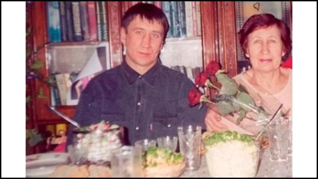 Чиксон, сын маньяка, получит орден "За мужество". Преступник скрывался от МВД, а стал... героем