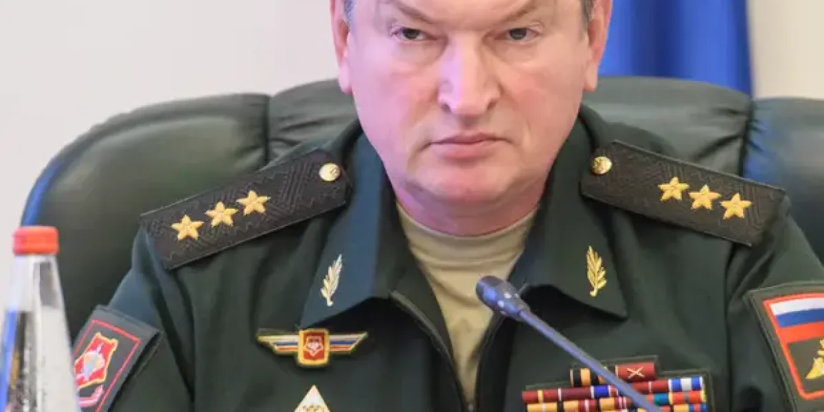 Генерал Лапин, отвечавший за Курское направление, отстранен от командования. Что о нем говорят Подоляка и Кашеварова