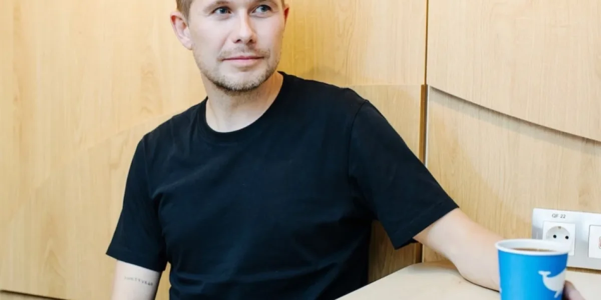 "Отсутствие душа вообще не проблема". Основатель "Додо Пиццы" Фёдор Овчинников пять месяцев кочевал по тундре вместе с оленеводами